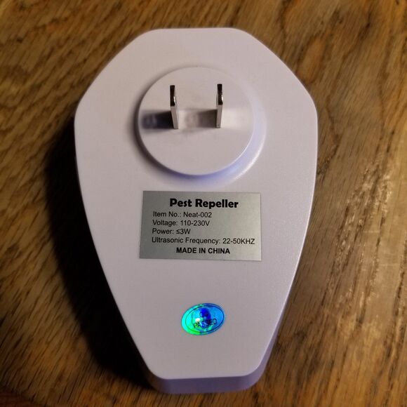 Neatmaster pest control plug in device working model Neat-002 - Picture 6 of 8